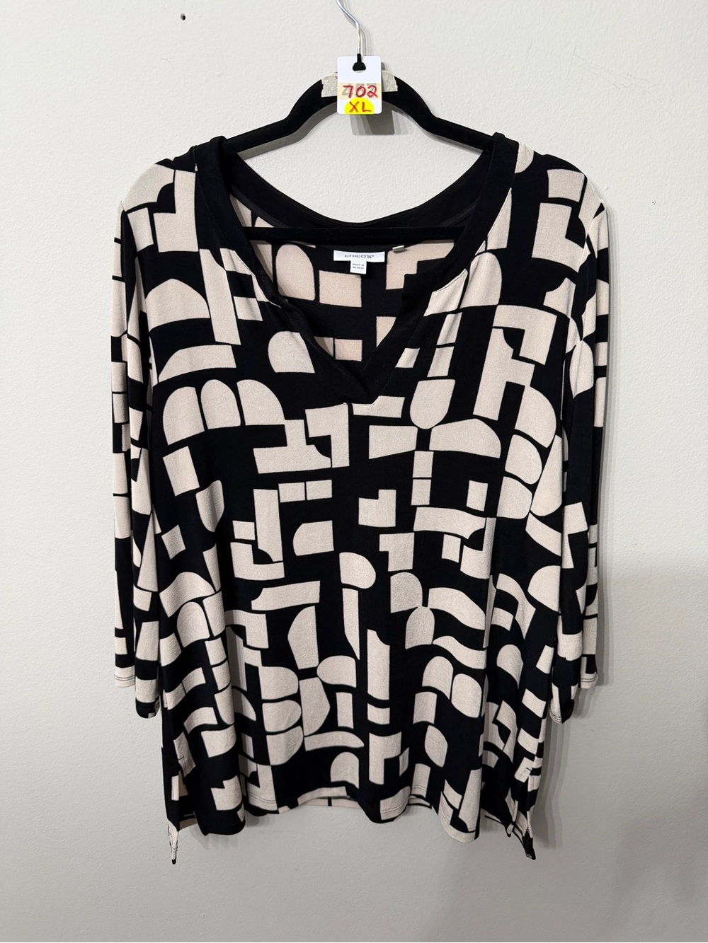 Women’s Chico’s Black Beige Geometric Print Tunic Top Size 3 XL